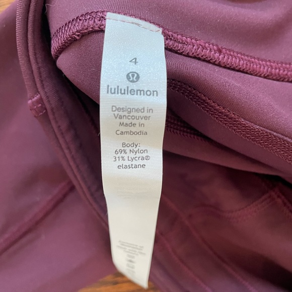 LULULEMON time to sweat size 4 workout pant - Picture 3 of 3
